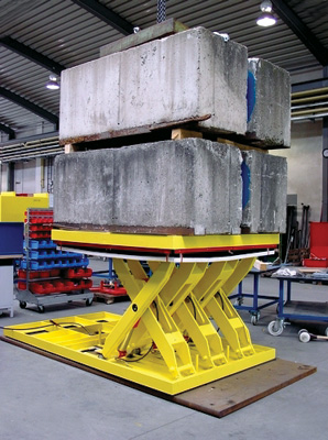 Mesa elevadora de construcción baja para grandes cargas