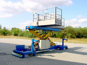 Plataforma de trabajo con una de las barquillas rotada 90º
